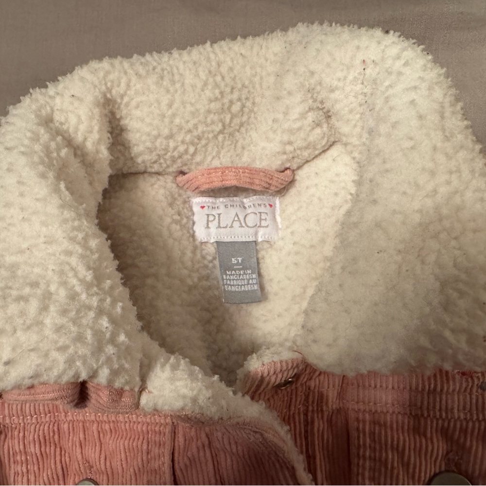 Jackets - Picture 5 of 6